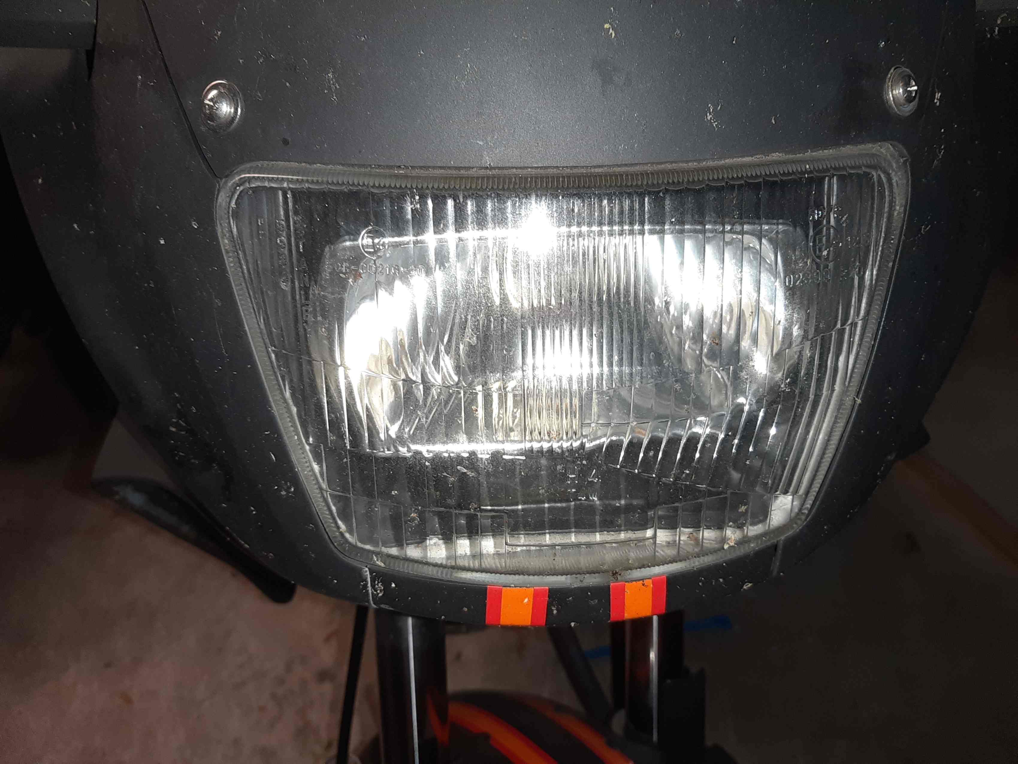 Motorradscheinwerfer mit LED nachrüsten - Motorrad-Tour-Online