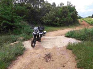 Motorrad auf Sandpiste